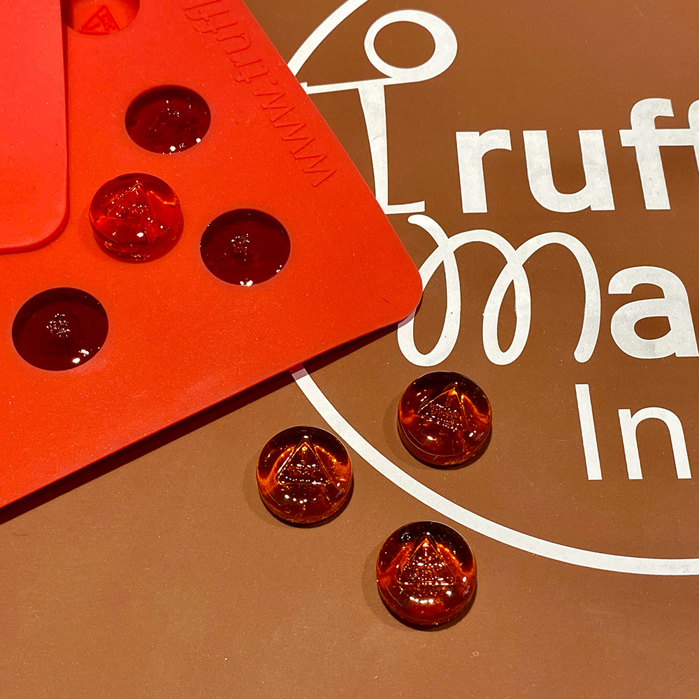 Coin mold with logo candy