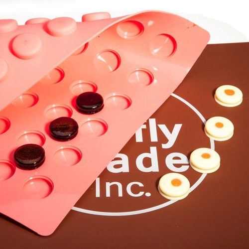 Macaron mold with candy