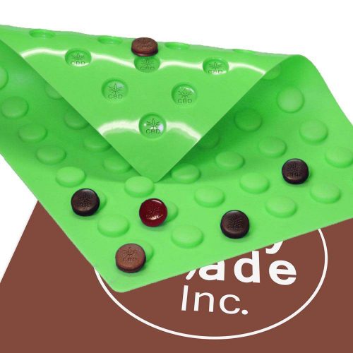 Macaron mold with logo with candy