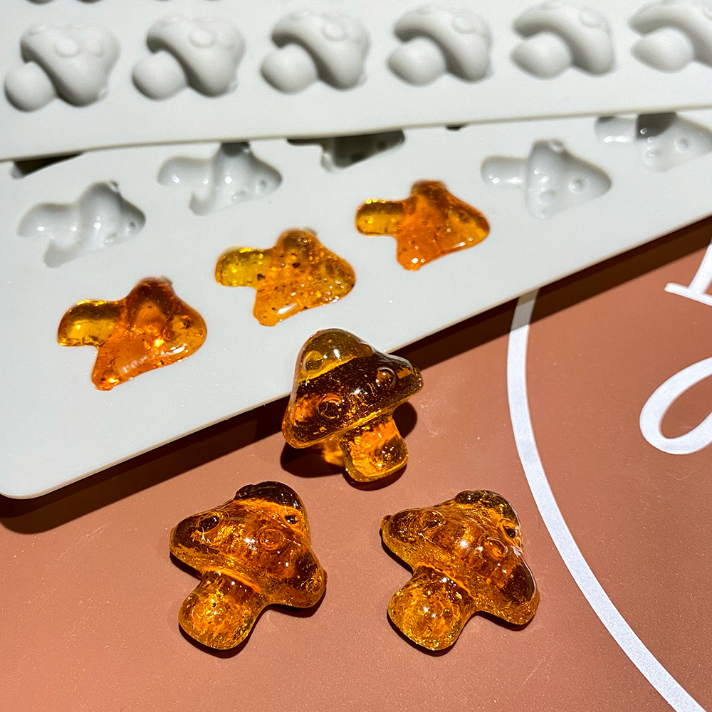 Shroom 80 mold - Truffly Made Shroom mold mushroom shaped candy